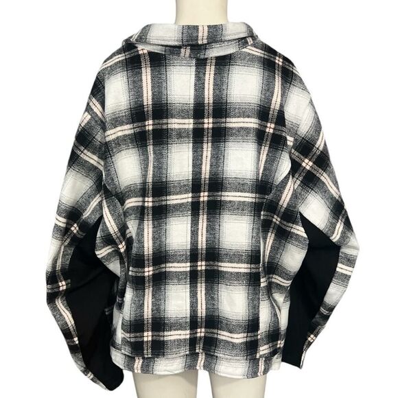 Torrid Jacket 4 US 26 Plaid Flannel Moto Zip Front Black White Check NWT - Picture 4 of 7